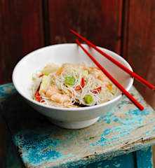 Fideos chinos con langostinos - China