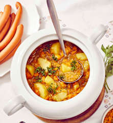 Möhren-Kartoffel-Untereinander mit Brühwurst