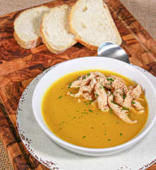 Creme de legumes com tirinhas de frango