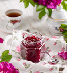 Konfitura z płatków róży