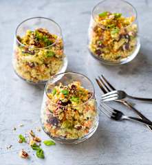 Insalata di miglio in bicchiere