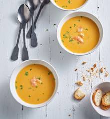 Crema de verduras y camarones