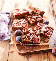 Schneller Zwetschkenkuchen vom Blech