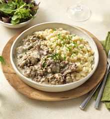 Rinderstreifen in Champignon-Pfeffersauce mit Spätzle