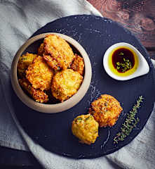 Frittelle di cavoli e Emmental