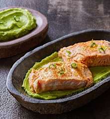 Lachs sous-vide mit Avocadocreme