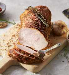 Lomo a la sal con mayonesa de ajo negro