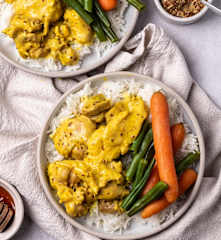 Honey mustard chicken with rice and vegetables