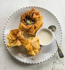 Crepes com recheio de espargos