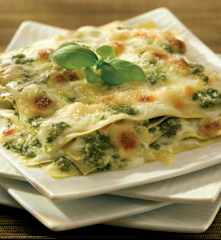 Montaje Lasagna ricotta pesto bechamel