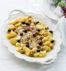 Bacalhau fresco a vapor com molho de azeite e limão