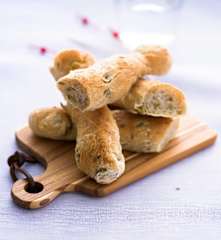 Ficelle apéro oignon-olive