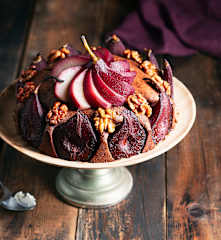 Bizcocho con peras al vino