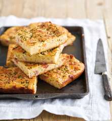 Bola com presunto, milho e mozarela