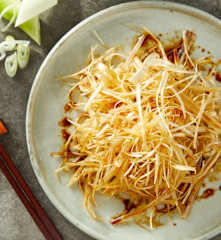 凉拌葱丝