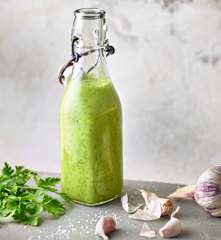 Petersilien-Knoblauch-Dressing
