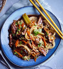 Reisnudeln mit Gemüse (炒米粉)