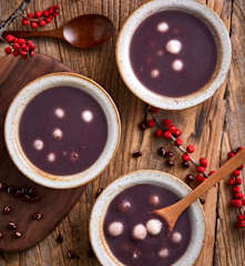 红豆圆子莲子羹