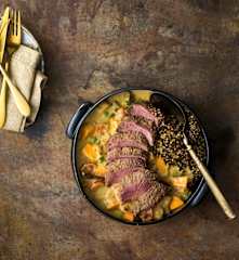 Layered lamb curry