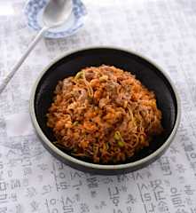 韓式辣醬牛燉飯