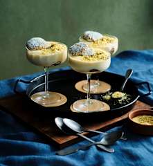 Pistachio and lemon  individual tiramisu