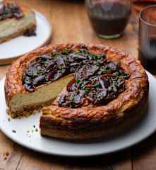 Savoury Cheesecake with Caramelised Onions