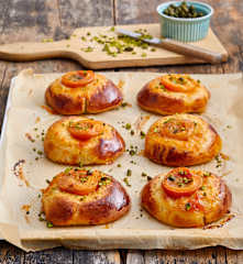 Pains au lait fourrés aux abricots