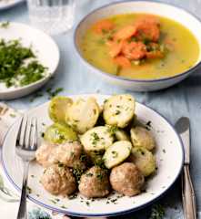 Menù: Zuppa di verdure; Polpette e cavoletti di Bruxelles