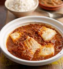 Timatar Wali Macchi (merluzzo al sugo di pomodoro)