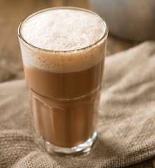 Teh tarik (pulled milk tea)