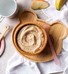 Apfel-Bananen-Porridge mit Datteln