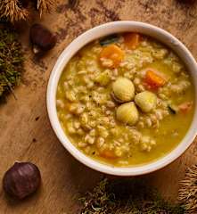 Zuppa di farro e castagne
