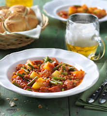 Scharfes Fisolengulasch mit Debrezinern