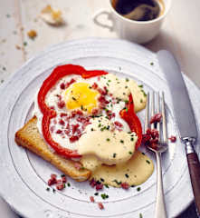 Eggs Benedict