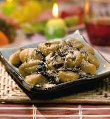 Gnocchi au safran et sauce à la salade de Trévise