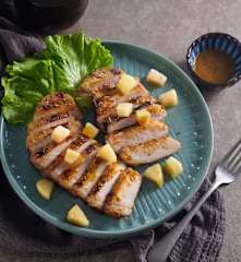 蜂蜜芥末豬排佐肉桂蘋果