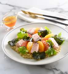 橙香鮭魚藜麥溫沙拉