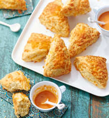 Scones à la sauge et au cheddar
