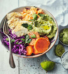 Menu light - Bowl d'hiver au poulet et à la patate douce