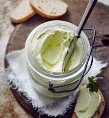 Avocado-Orangen-Butter