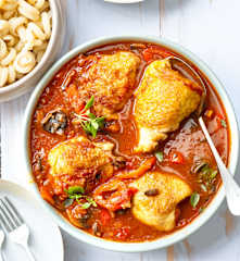 Poulet cacciatore  et pâtes