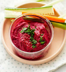 Rote-Bete-Hummus