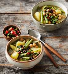 Kartoffel-Bohnen-Eintopf mit Pistou