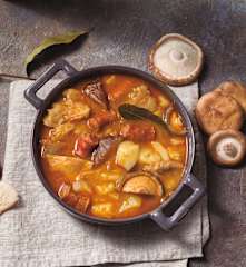 Patatas a la navarra con setas y chistorra