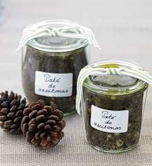 Patê de azeitonas e amêndoas