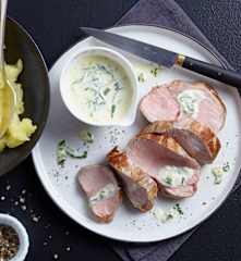 Filet mignon de veau à l'estragon, écrasé de pomme de terre à l'huile d'olive
