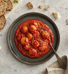 Chicken Meatballs in Marinara Sauce