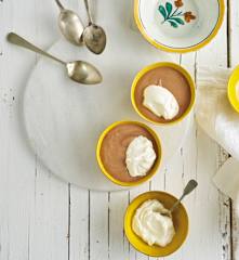 Mousse de chocolate e avelã