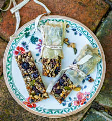 Ovocno-oříšková müsli tyčinka