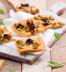 Farinata - włoski placek z ciecierzycy